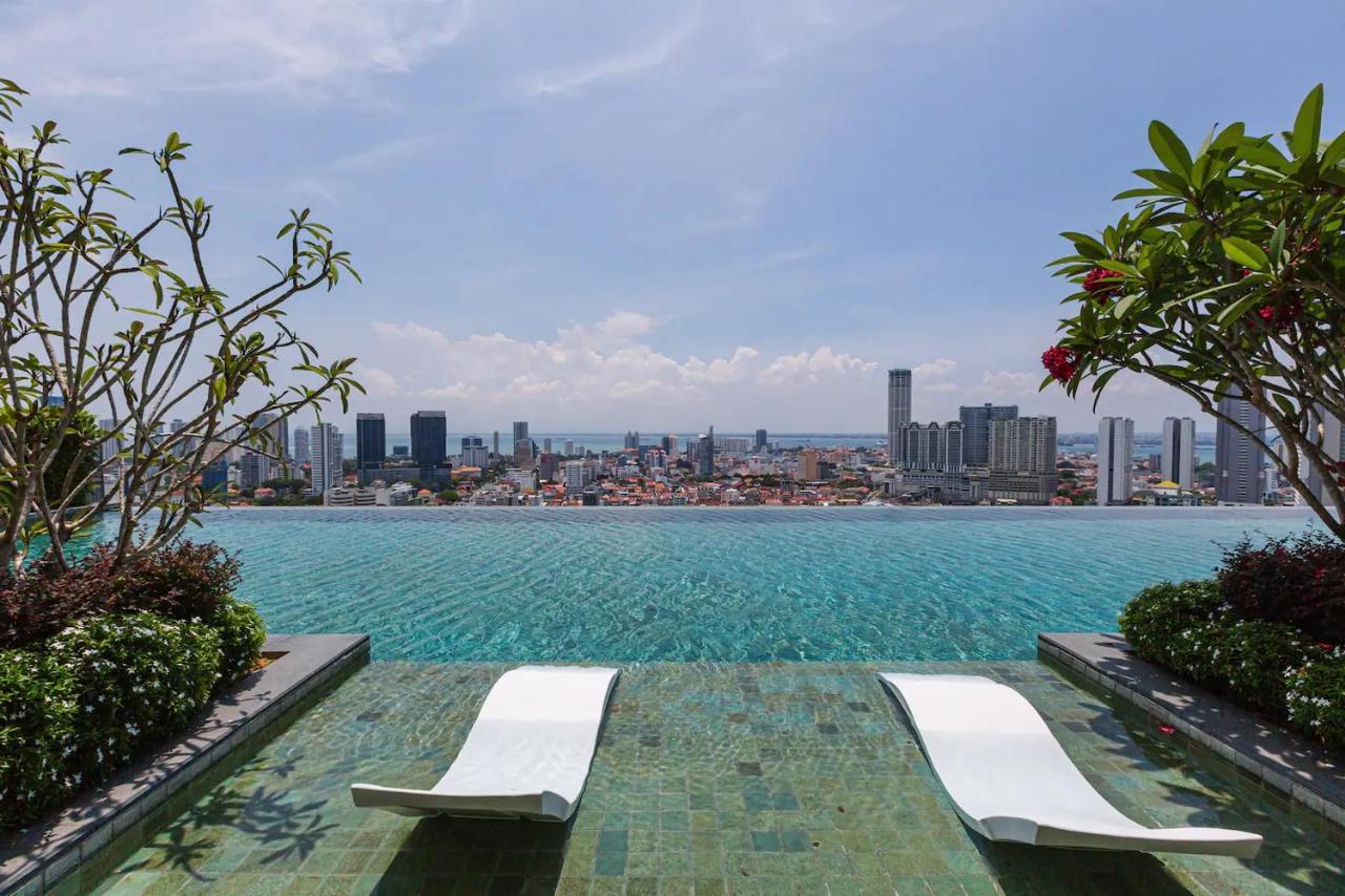 Pangsapuri Rooftop Pool, Up To 8 Pax, 2 Bedrooms, 2 Bathrooms, 2 Car Parks By Star *